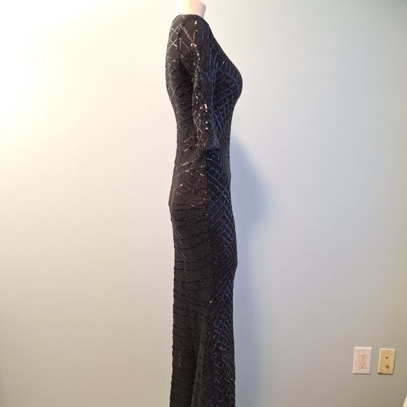 Elegant Black Sequin Gown - Picture 2 of 8